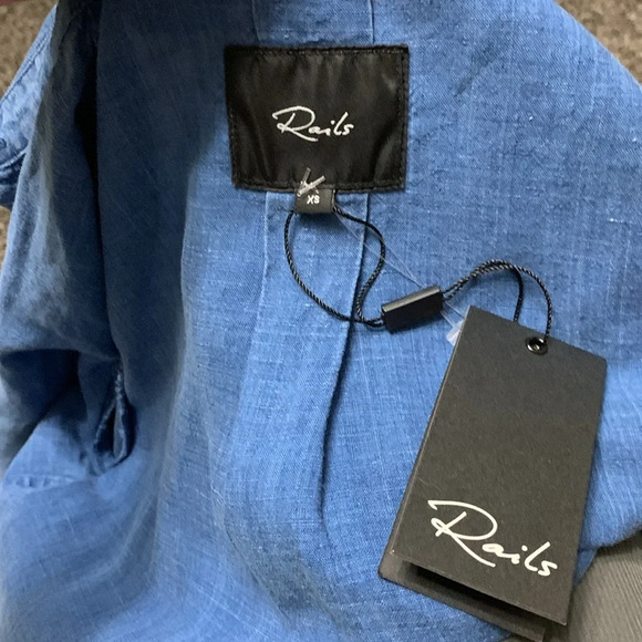 Rails Cold Shoulder Top NWT - Picture 6 of 8